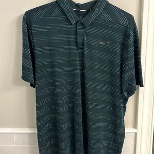 Men’s Large Nike Golf Polo Green with light blue stripes EUC